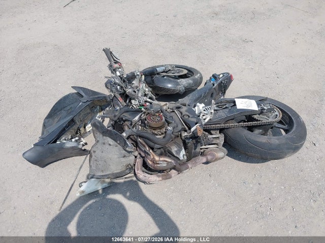 2008 Suzuki Gsx-r750 მანქანა იყიდება აუქციონზე, vin: JS1GR7LA182102516, აუქციონის ნომერი: 12663641