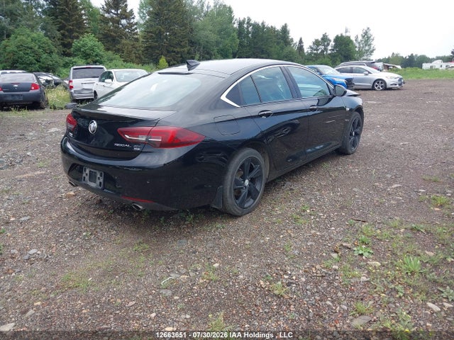 W04GR6SX1L1003340 Buick Regal Sportback Essence