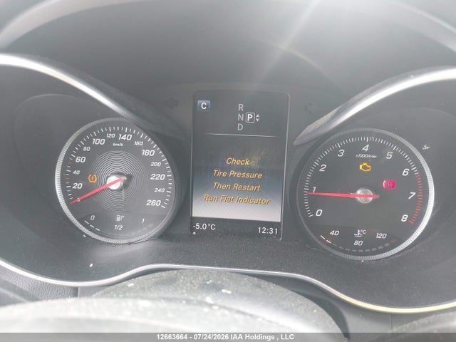 2015 Mercedes-benz C 400 4matic მანქანა იყიდება აუქციონზე, vin: 55SWF6GB0FU053096, აუქციონის ნომერი: 12663664