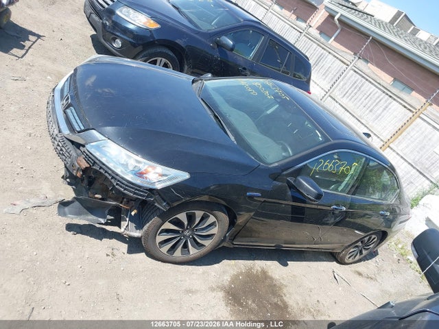 2014 Honda Accord Touring Hybrid მანქანა იყიდება აუქციონზე, vin: 1HGCR6F77EA800307, აუქციონის ნომერი: 12663705