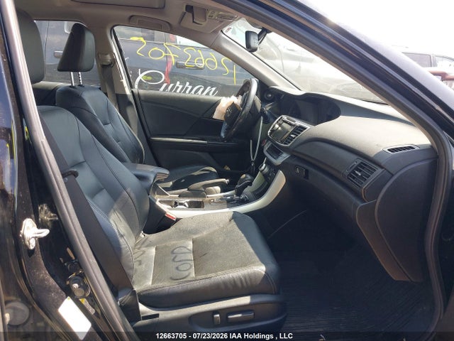 2014 Honda Accord Touring Hybrid მანქანა იყიდება აუქციონზე, vin: 1HGCR6F77EA800307, აუქციონის ნომერი: 12663705