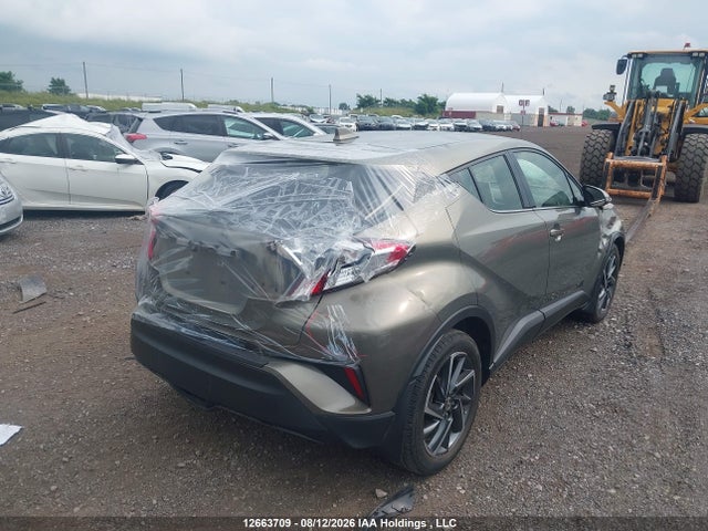 Toyota C-HR 2021 JTNKHMBX7M1123356 Image 4