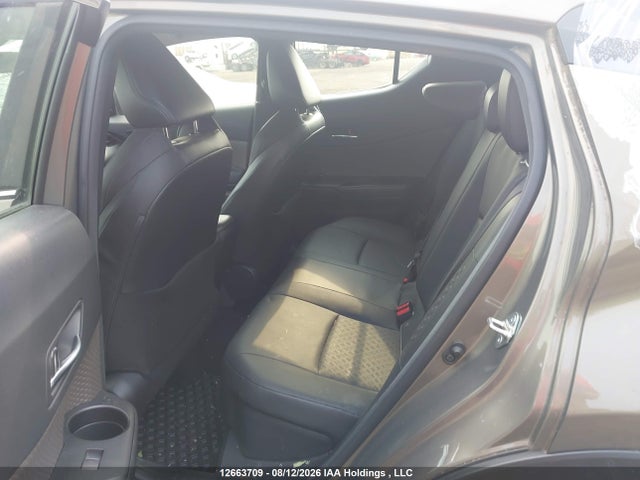 Toyota C-HR 2021 JTNKHMBX7M1123356 Image 8