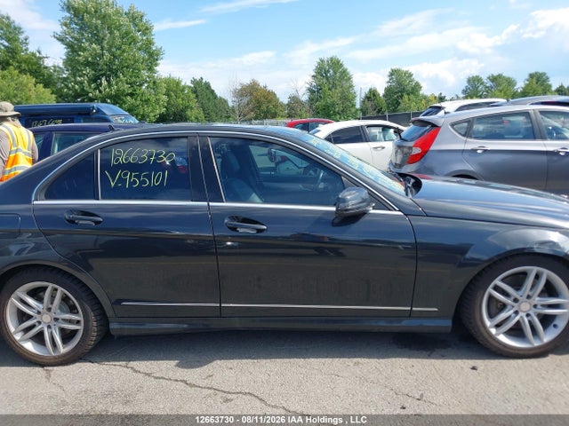 WDDGF8AB8EA955101 Mercedes-Benz C 300 4matic
