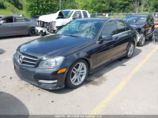 WDDGF8AB8EA955101 Mercedes-Benz C 300 4matic