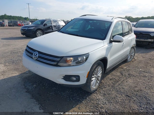 2016 Volkswagen Tiguan Comfort/high/r-line/sp Ed მანქანა იყიდება აუქციონზე, vin: WVGJV7AX7GW531905, აუქციონის ნომერი: 12663742