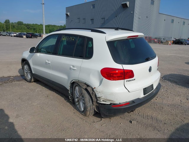 2016 Volkswagen Tiguan Comfort/high/r-line/sp Ed მანქანა იყიდება აუქციონზე, vin: WVGJV7AX7GW531905, აუქციონის ნომერი: 12663742