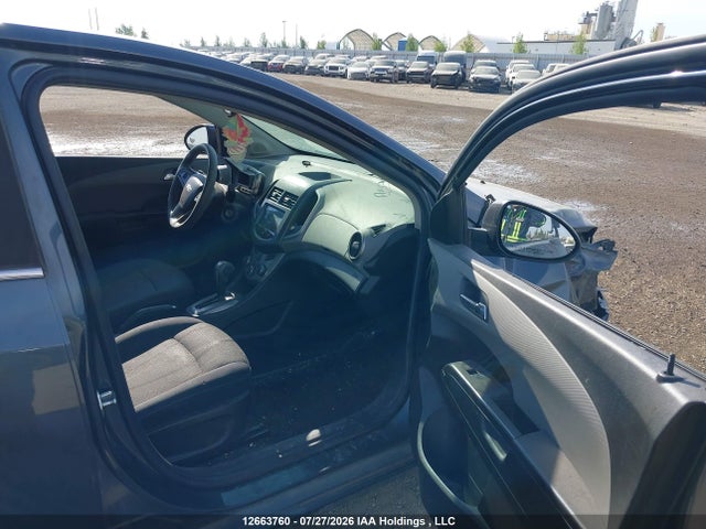 12663760 :رقم المزاد ، 1G1JC5EH0D4239451 vin ، 2013 Chevrolet Sonic Lt مزاد بيع