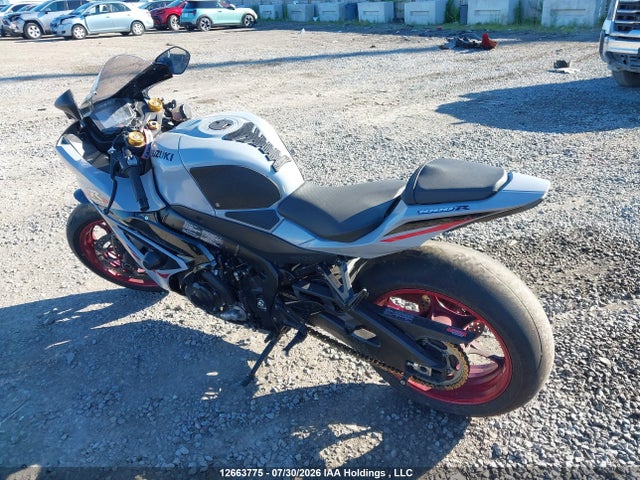2024 Suzuki Gsx-r1000 R მანქანა იყიდება აუქციონზე, vin: JS1DM11H3R7100494, აუქციონის ნომერი: 12663775