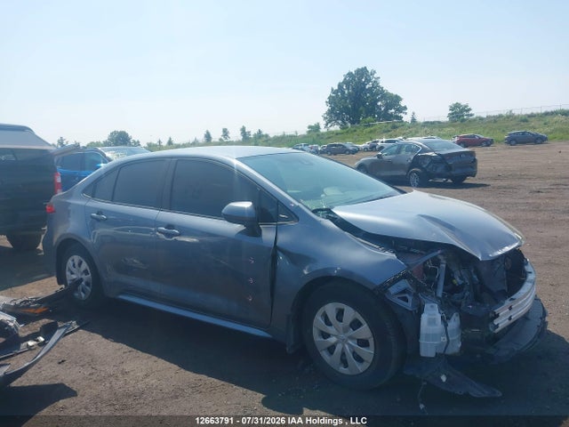 12663791 :رقم المزاد ، 5YFBPMBEXNP305426 vin ، 2022 Toyota Corolla Le/xle مزاد بيع