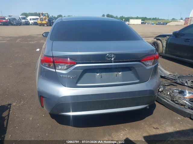 12663791 :رقم المزاد ، 5YFBPMBEXNP305426 vin ، 2022 Toyota Corolla Le/xle مزاد بيع
