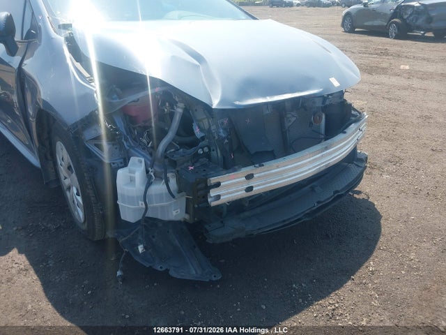 12663791 :رقم المزاد ، 5YFBPMBEXNP305426 vin ، 2022 Toyota Corolla Le/xle مزاد بيع