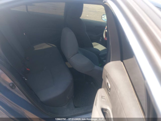 12663791 :رقم المزاد ، 5YFBPMBEXNP305426 vin ، 2022 Toyota Corolla Le/xle مزاد بيع