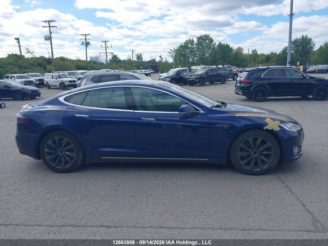 12663806 :رقم المزاد ، 5YJSA1V25FF100241 vin ، 2015 Tesla Model S 70d/85d/p85d مزاد بيع