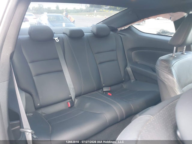 2016 Honda Accord Touring მანქანა იყიდება აუქციონზე, vin: 1HGCT2A92GA800379, აუქციონის ნომერი: 12663810