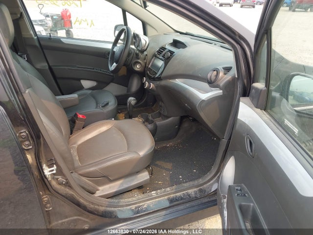 12663830 :رقم المزاد ، KL8CF6S9XFC790918 vin ، 2015 Chevrolet Spark 2lt مزاد بيع