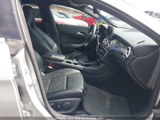 WDDSJ4GB8JN560654 Mercedes-Benz CLA 250 4MATIC
