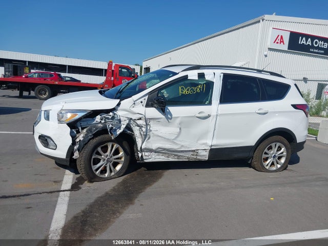 Продаж на аукціоні авто 2018 Ford Escape Se, vin: 1FMCU0GD9JUB87965, номер лоту: 12663841