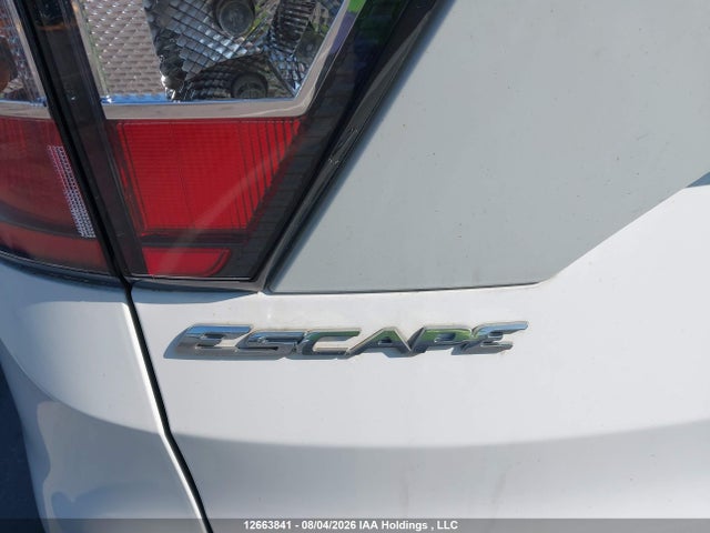 Продаж на аукціоні авто 2018 Ford Escape Se, vin: 1FMCU0GD9JUB87965, номер лоту: 12663841