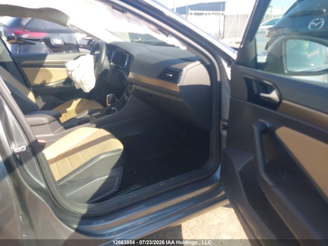 12663854 :رقم المزاد ، 3VWG57BU3KM169595 vin ، 2019 Volkswagen Jetta Sel Premium مزاد بيع