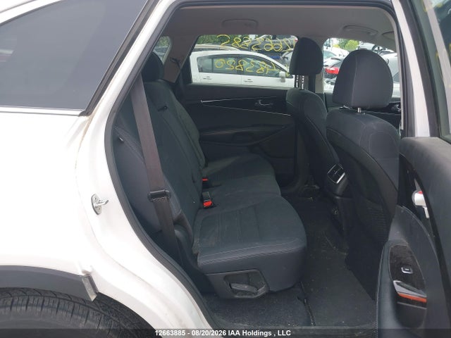 KIA Sorento L/lx 2019 5XYPG4A37KG483820 Image 8