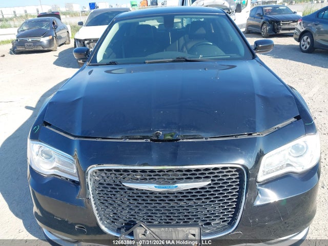 12663889 :رقم المزاد ، 2C3CCARG6JH226720 vin ، 2018 Chrysler 300 Touring مزاد بيع