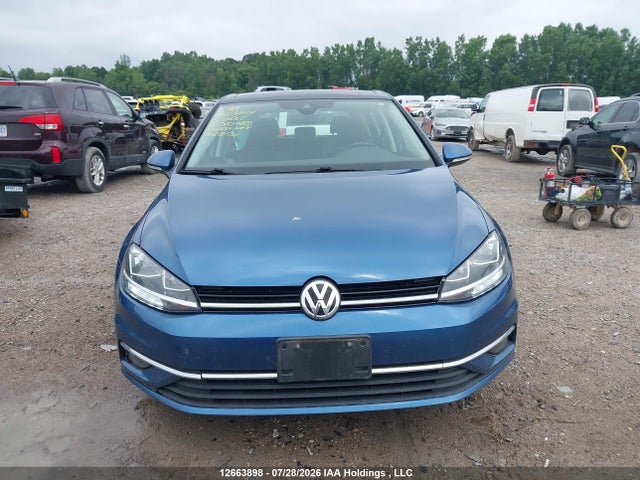 2021 Volkswagen Golf მანქანა იყიდება აუქციონზე, vin: 3VWG57AU7MM010485, აუქციონის ნომერი: 12663898