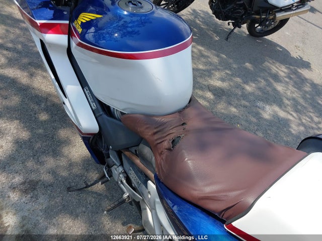 2007 Honda Vfr800 Fi/anniversary მანქანა იყიდება აუქციონზე, vin: JH2RC46907M900063, აუქციონის ნომერი: 12663921