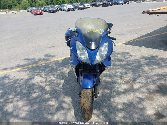 2007 Honda Vfr800 Fi/anniversary მანქანა იყიდება აუქციონზე, vin: JH2RC46907M900063, აუქციონის ნომერი: 12663921