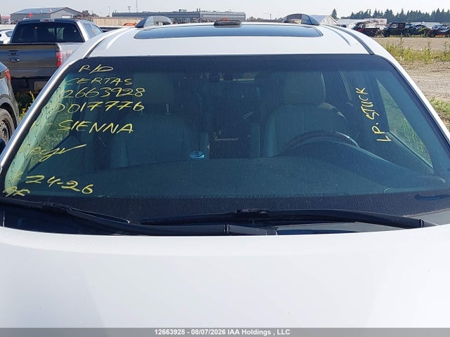 12663928 :رقم المزاد ، 5TDDK3DCXBS017776 vin ، 2011 Toyota Sienna Xle/limited مزاد بيع