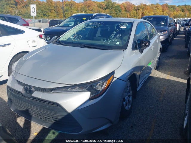 Toyota Corolla 2023 5YFB4MDE8PP035685 Image 2