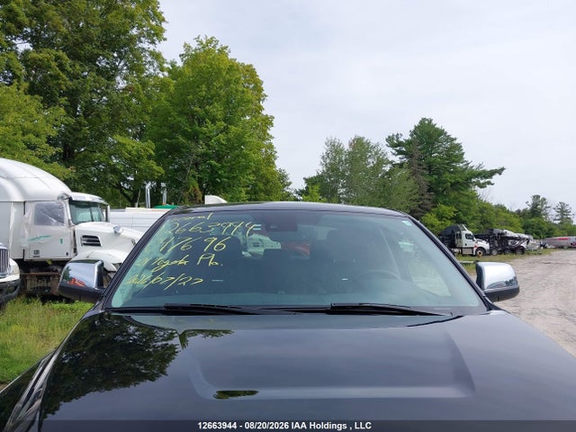 5TFAY5F10MX047696 Toyota Tundra Platinum