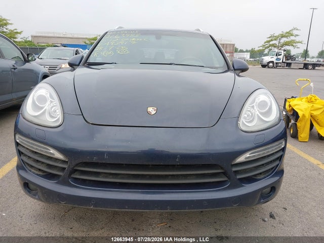 2012 Porsche Cayenne S მანქანა იყიდება აუქციონზე, vin: WP1AE2A26CLA93917, აუქციონის ნომერი: 12663945