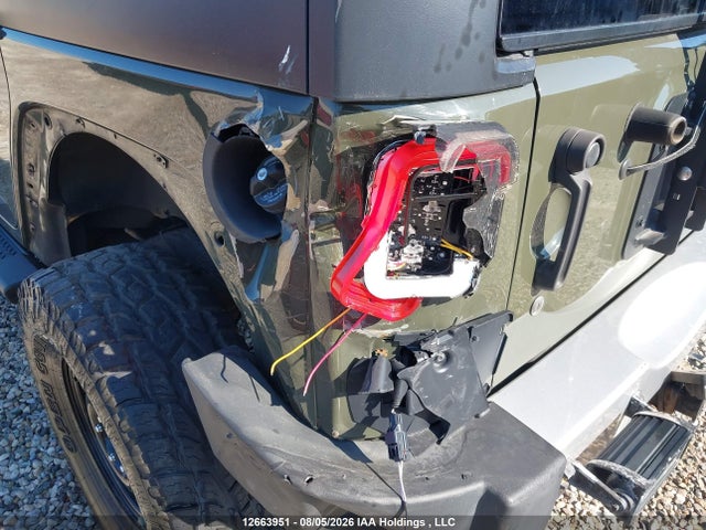 12663951 :رقم المزاد ، 1C4BJWEG8FL542680 vin ، 2015 Jeep Wrangler Unlimited Sahara مزاد بيع