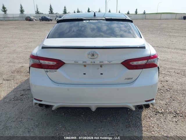 4T1B61HK8JU108617 Toyota CAMRY XSE