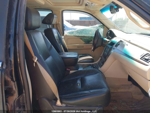 12663983 :رقم المزاد ، 1GYFK63838R158407 vin ، 2008 Cadillac Escalade Standard مزاد بيع