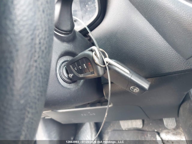 12663993 :رقم المزاد ، 5YFBPRBE6LP087334 vin ، 2020 Toyota Corolla Le مزاد بيع