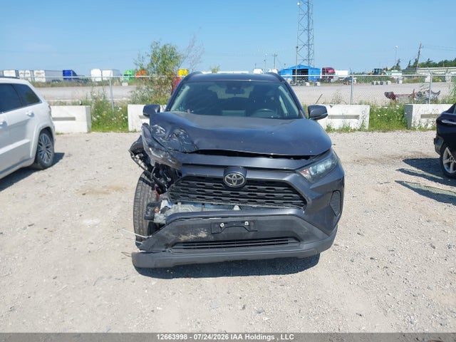 2T3B1RFV7LC086230 Toyota RAV4 LE