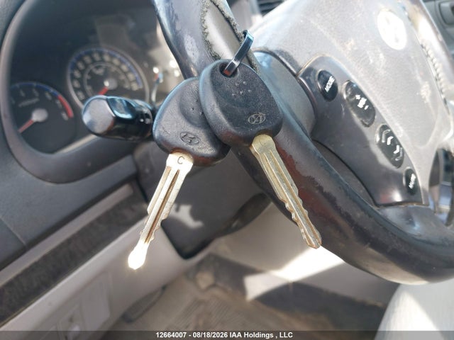2009 Hyundai Santa Fe მანქანა იყიდება აუქციონზე, vin: 5NMSG13D89H282538, აუქციონის ნომერი: 12664007
