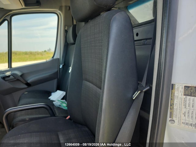 WD3BE8CC7E5854048 Mercedes-Benz Sprinter 2500 High Roof V6