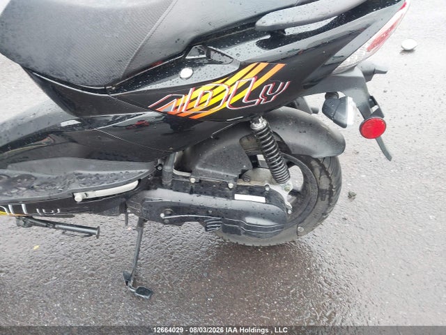 RFLDA0513PA005261 Adly Scooter
