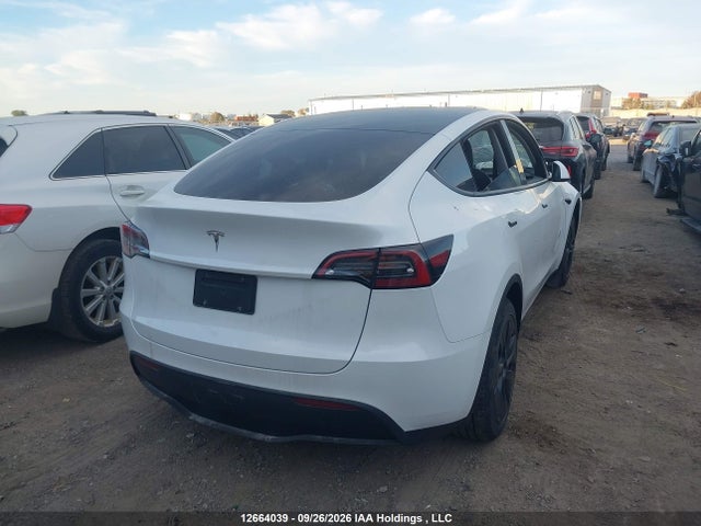 Auction sale of the 2024 Tesla Model Y Long Range/rwd, vin: LRWYGDFD0RC673623, lot number: 12664039