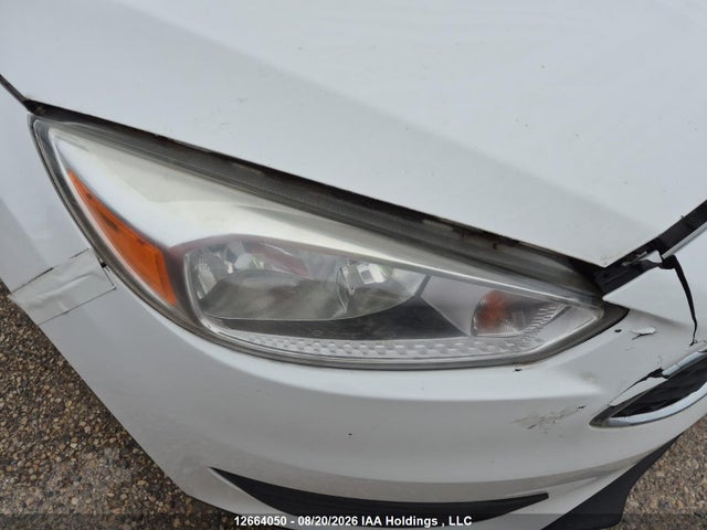 1FADP3F2XHL321096 Ford FOCUS SE
