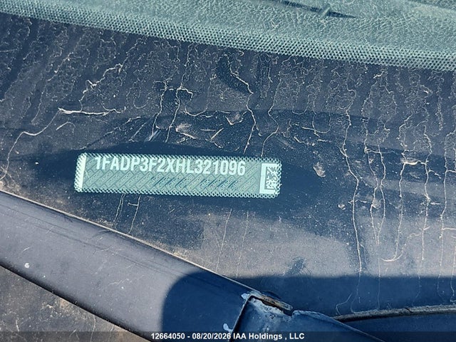 1FADP3F2XHL321096 Ford FOCUS SE