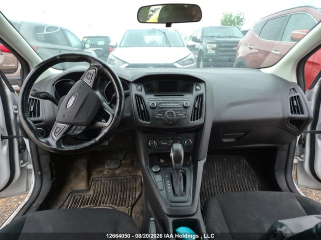1FADP3F2XHL321096 Ford FOCUS SE