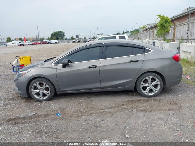 Aukcja sprzedaży 2018 Chevrolet Cruze Premier Auto, vin: 1G1BF5SM3J7158418, numer aukcji: 12664057