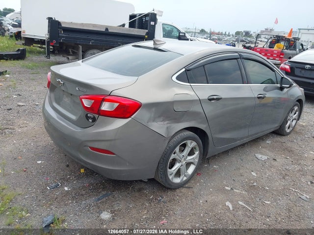 Aukcja sprzedaży 2018 Chevrolet Cruze Premier Auto, vin: 1G1BF5SM3J7158418, numer aukcji: 12664057