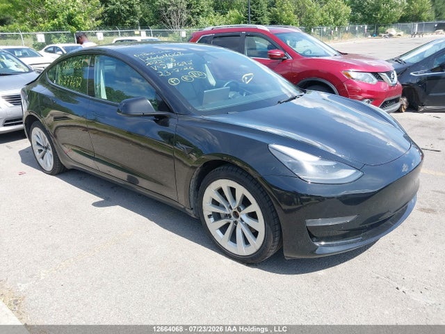 Auction sale of the 2022 Tesla Model 3, vin: 5YJ3E1EB2NF277692, lot number: 12664068