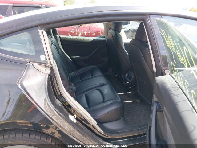 Auction sale of the 2022 Tesla Model 3, vin: 5YJ3E1EB2NF277692, lot number: 12664068