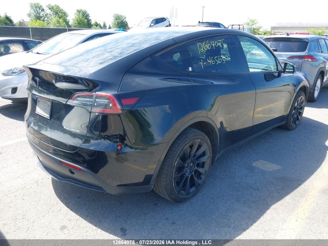 Auction sale of the 2022 Tesla Model Y, vin: 7SAYGDEE2NF465630, lot number: 12664075